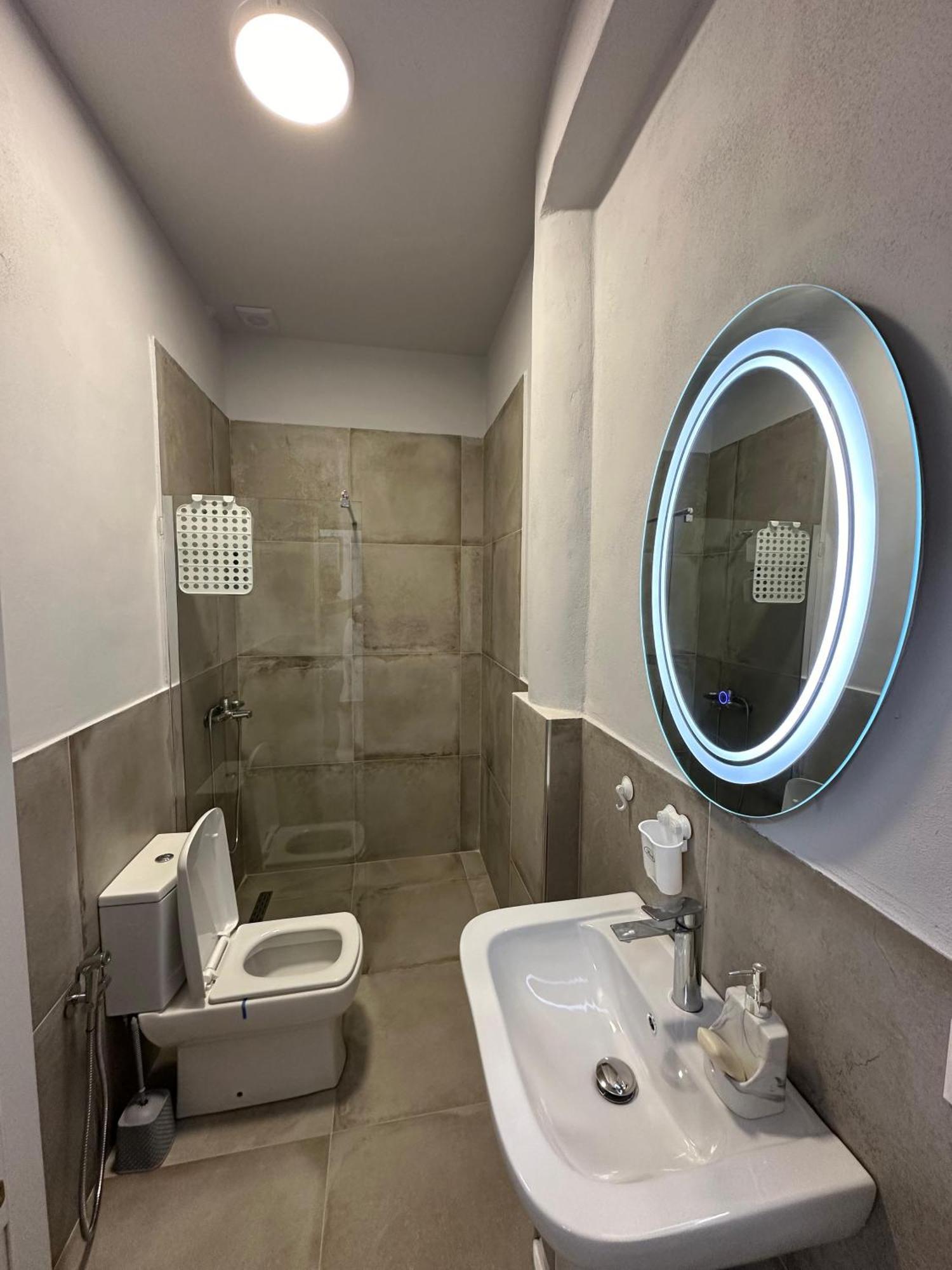 Las Palmas Guesthouse Shkodër Eksteriør bilde